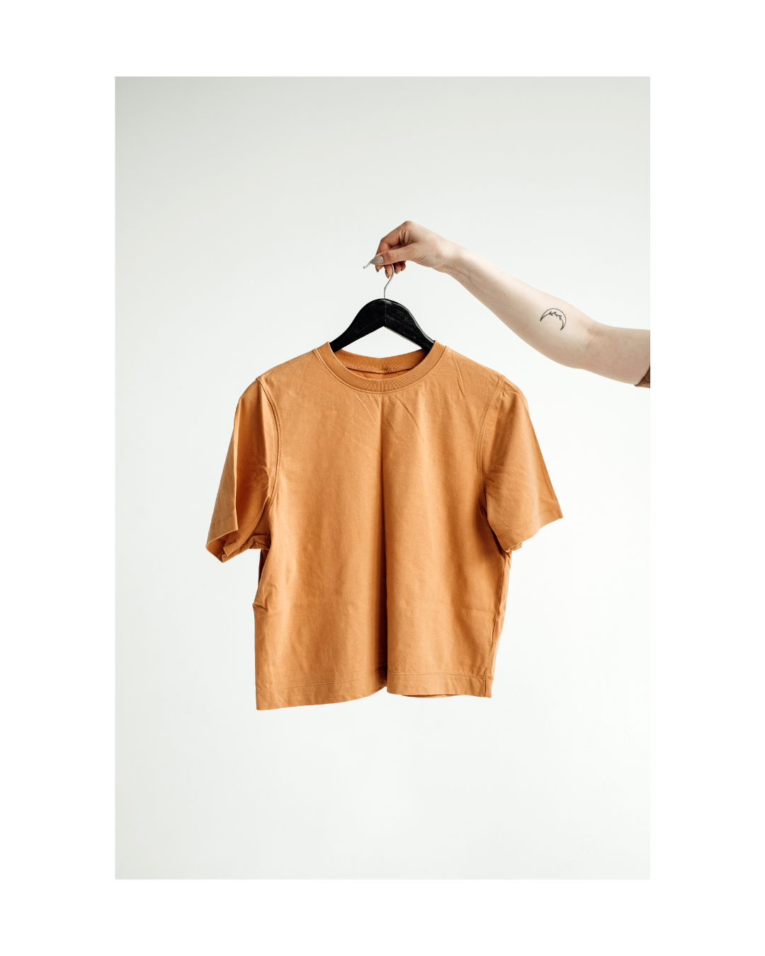 Lightweight fitted jumper - Image 8